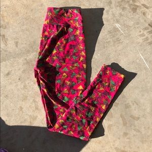 Lularoe bear leggings!